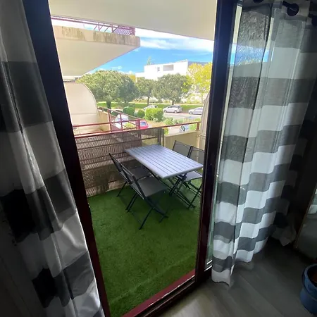 T2 Avec Parking Sous Sol Et Piscine Dans
